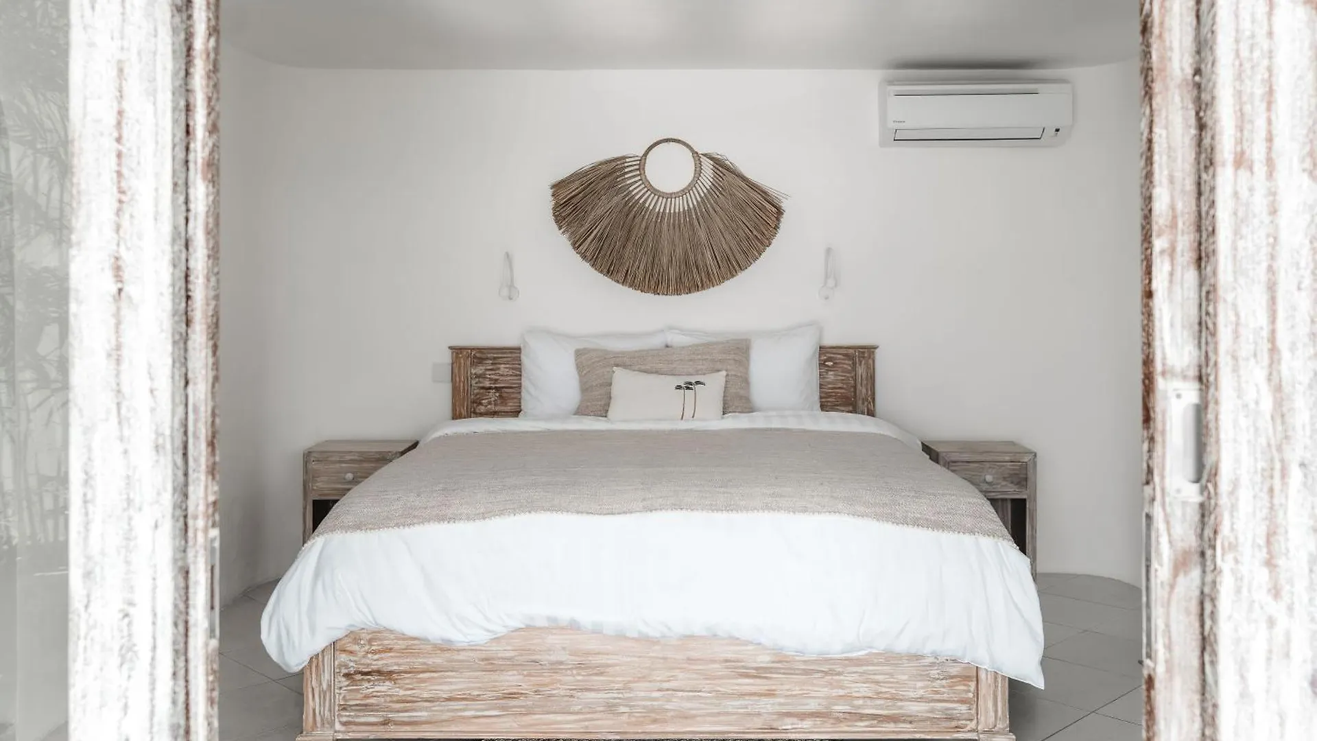 Hotel Blue Ocean Bingin Uluwatu 4*,