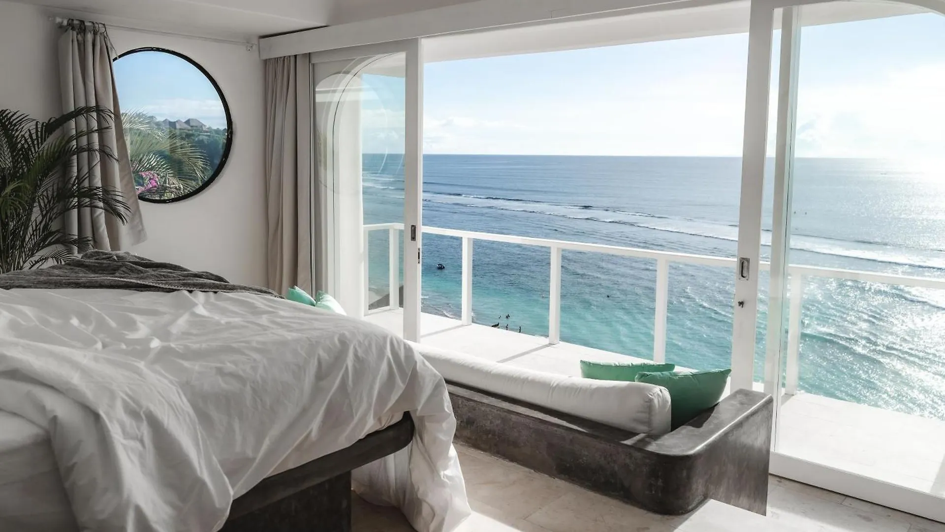 Hotel Blue Ocean Bingin Uluwatu 4*,
